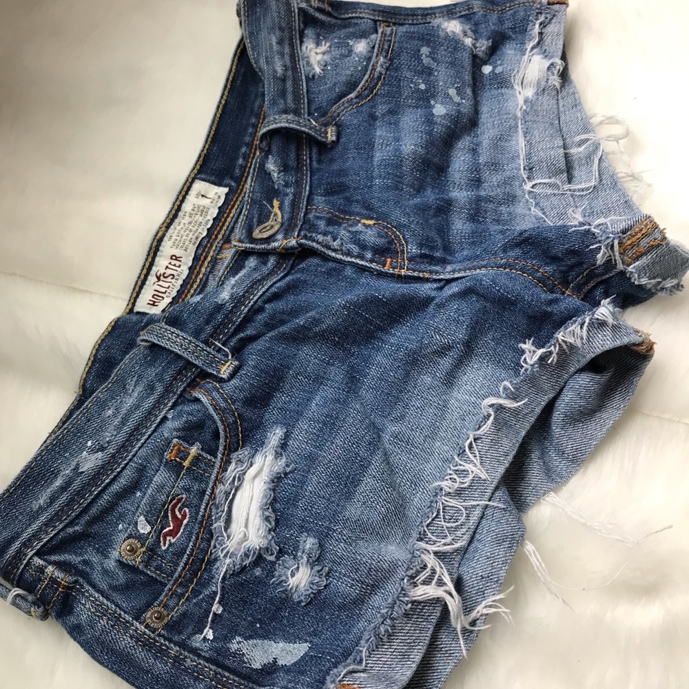 Hollister destroyed shorts 1